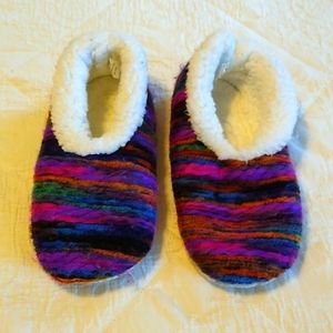 Snoozies bed slippers